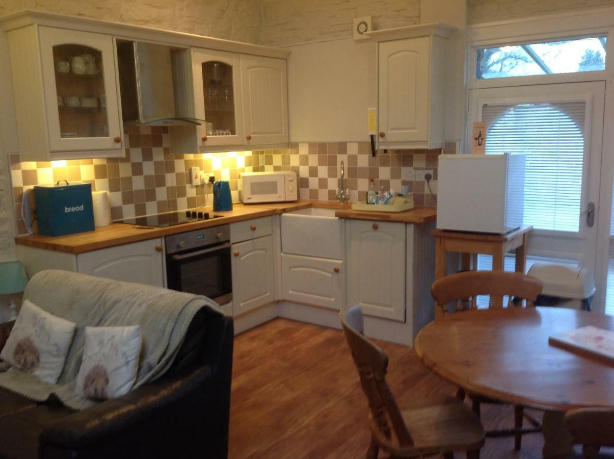 Cwmtwrch Cottage Carmarthen Buitenkant foto